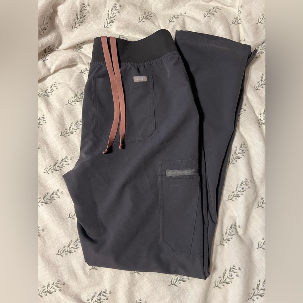 Charcoal Figs Yola Scrub Pant